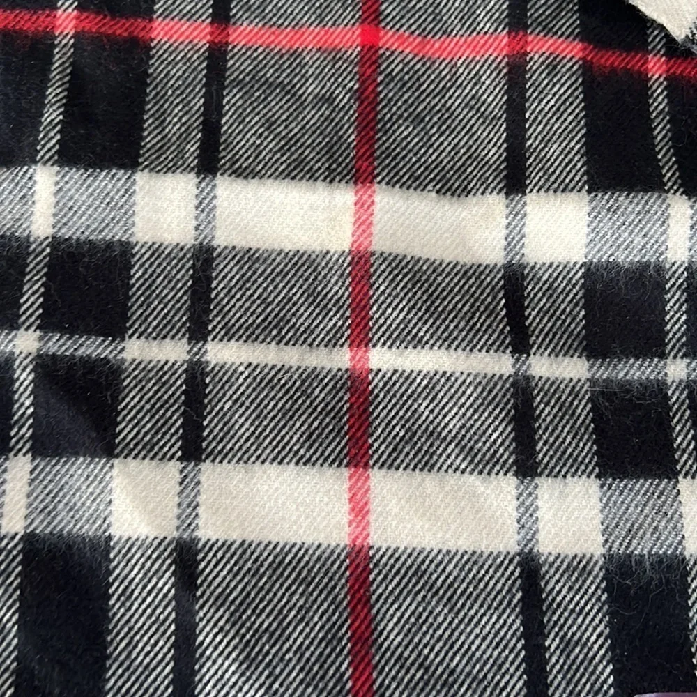 Like new David & Young scarf